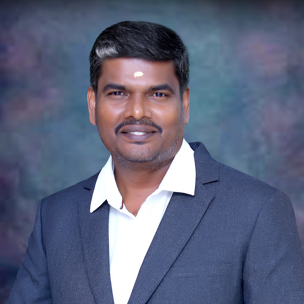 Mr. K. Muthu Kumaran